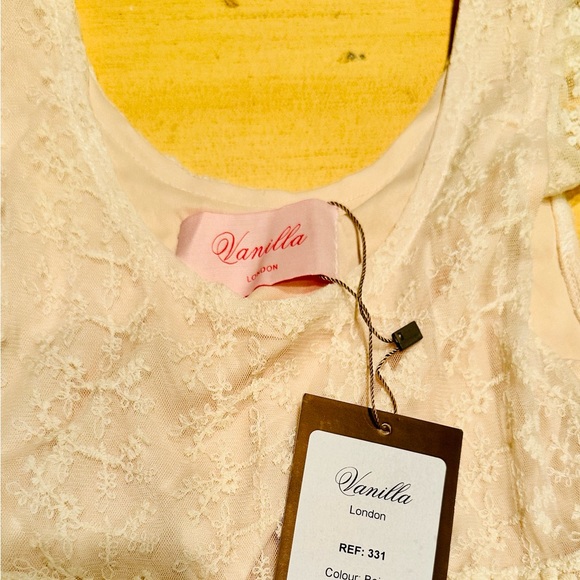🎁NWT Vanilla London Girls‎ Lace Dress🎁 - Picture 2 of 5